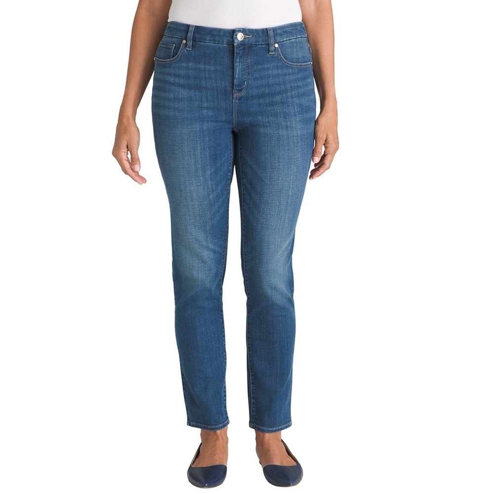 Chicos sz 1 fabulously slimming light denim straight leg jeans sz 8/10 new WJ32